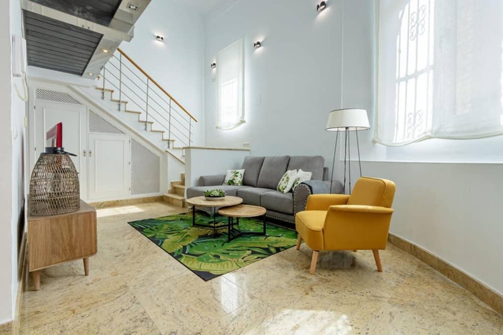 Апартаменти Becas Alameda Duplex By Valcambre Севілья Екстер'єр фото