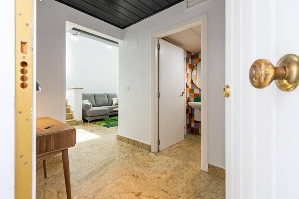 Апартаменти Becas Alameda Duplex By Valcambre Севілья Екстер'єр фото